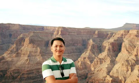 "Nhà ít tiền vẫn cố đi du học có được không?", cựu du học sinh Anh tại London: "Sai một ly trong tính toán du học, nó không đi một dặm đâu mà có khi còn chẳng thấy mặt trời luôn"