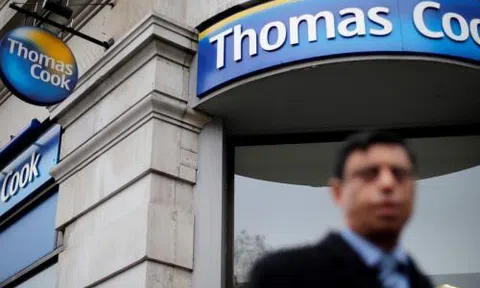 'Gã khổng lồ' 178 năm tồn tại trong lĩnh vực du lịch của Anh phá sản