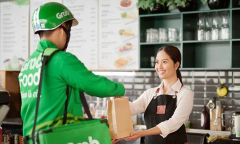 Mảng Food quá nóng, Grab thử nghiệm thêm GrabKitchen, "tặng không" địa điểm nhằm quy tụ những hàng quán "đắt sô", phục vụ trực tiếp cư dân quanh vùng