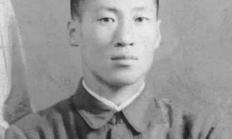 Tuổi trẻ ăn xin, trộm tiền để lập nghiệp của cha đẻ tập đoàn Huyndai