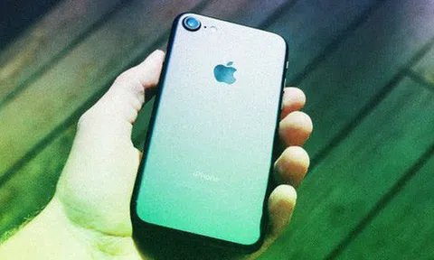 Những chiếc iPhone mới của Apple tuyệt vời quá, nên tôi quyết định không mua và dùng tiếp iPhone 6S