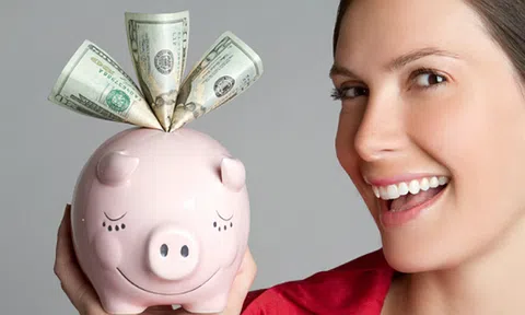 Hãy tiêu tiền đúng cách ở tuổi 20 để 10 năm sau không phải lăn tăn về tài chính