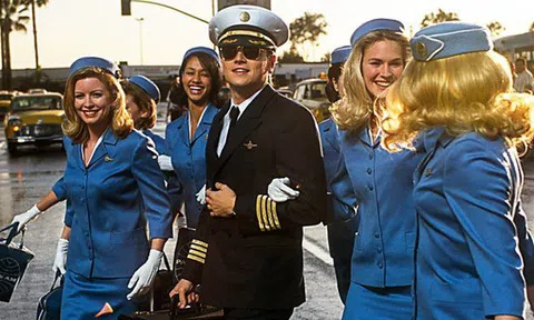 Vụ lừa đảo khó tin và “có hậu” nhất lịch sử: Chưa đủ 18 tuổi nhưng đã làm bác sĩ, luật sư, phi công rồi cướp ngân hàng, năm lần bảy lượt trốn tù, cuối cùng quay đầu về làm chuyên gia cho FBI