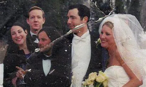 Câu chuyện 13 năm đi tìm lời giải về tấm ảnh cưới bí ẩn ở hiện trường vụ khủng bố 11/9