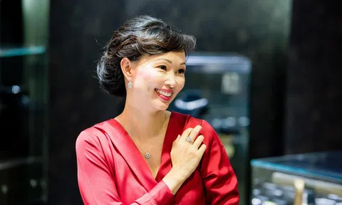 Cuộc sống sau thương trường của 2 nữ Shark Tank Việt: Hoa hồng có gai nhọn vẫn là hoa, phụ nữ “thép” vẫn là vợ hiền mẹ đảm