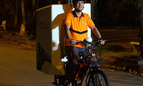 CEO Lazada đi giao iPhone lúc 1h sáng