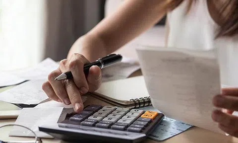 Làm giàu không khó: Tiền không tự dưng sinh ra hay mất đi, nó sẽ chuyển vào túi bạn nếu âm thầm thực hiện 10 bí kíp tài chính sau