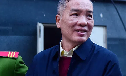 Hai triệu USD hối lộ giấu trong thùng hoa quả