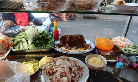 Giá heo phi mã "đẩy" giá xôi, bánh mì... tăng theo