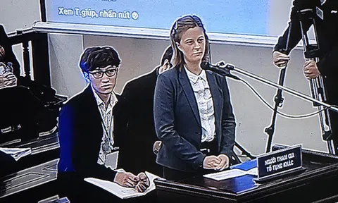 Vợ Phạm Nhật Vũ: "Để khắc phục hậu quả, trả lại số tiền này, chồng tôi đã phải vay mượn rất nhiều"