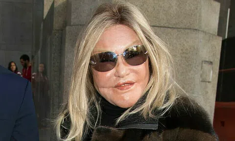 Nữ tỷ phú sống nhờ trợ cấp sau khi tiêu sạch 2,5 tỷ USD