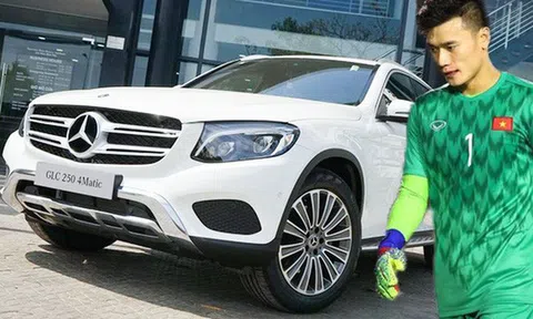 Đại gia tặng riêng thủ môn Bùi Tiến Dũng Mercedes-Benz 2 tỷ