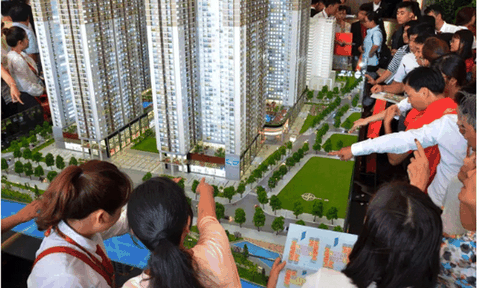 Tâm sự buồn của tay cò đất về quê ăn Tết sớm với mẹ