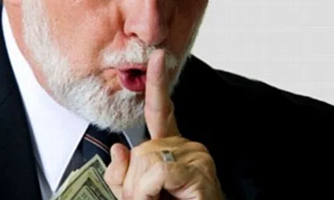 Trader hé lộ bí mật động trời về mạng lưới giao dịch nội gián trên toàn cầu