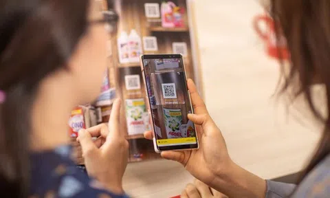 Vingroup triển khai siêu thị ảo Vinmart tại các địa điểm công cộng