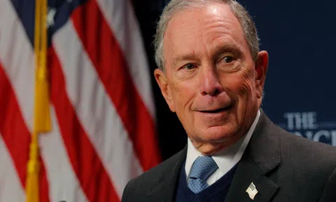 Giàu gấp ông Trump 17 lần, tỷ phú Bloomberg chi tiêu xa xỉ như thế nào