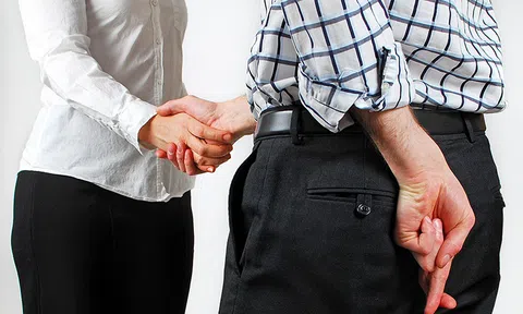 Cách 'đọc vị' người không đáng tin cậy