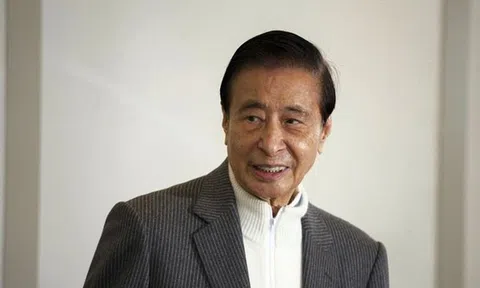 Chân dung người 'vượt mặt' tỷ phú Lý Gia Thành, chiếm ngôi giàu nhất Hong Kong