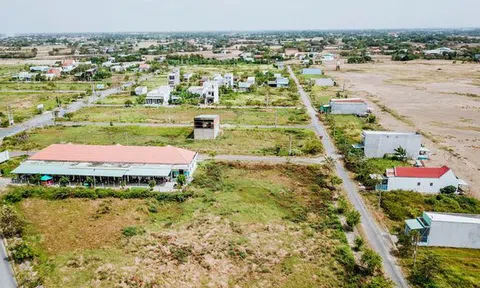 Ôm mộng làm giàu từ đất, cặp vợ chồng 'ngã đau' vì mù mờ pháp lý