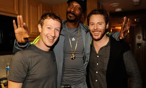 Chuyện đời ngoạn mục của tỷ phú Mỹ từng bị FBI truy đuổi