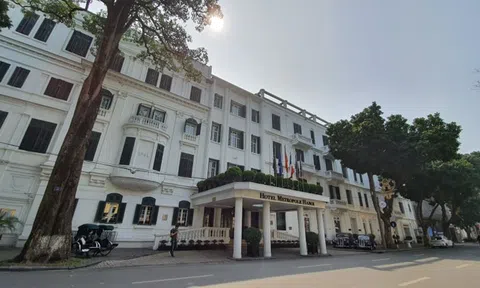 Phong tỏa khách sạn Metropole vì du khách người Anh dương tính với Covid-19