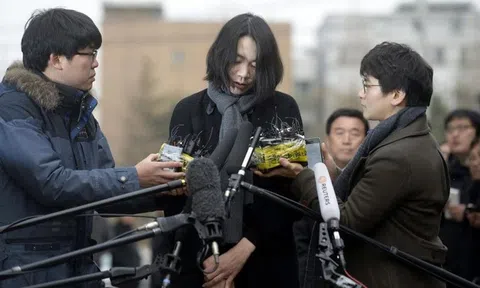 Công chúa Korean Air mở chiến dịch lật đổ em trai CEO như thế nào?