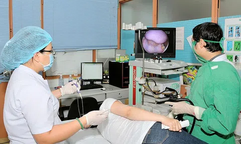 Bệnh viện quận 9 phẫu thuật thành công Sỏi bể thận