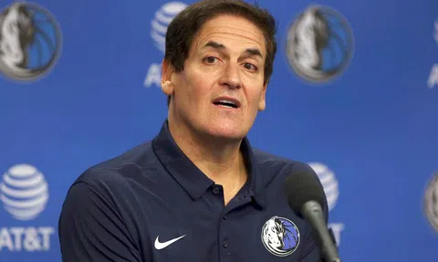 Đầu tư thế nào khi thị trường bất ổn - lời khuyên từ tỷ phú Mark Cuban và Warren Buffett