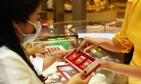 Mua vàng từ đầu năm 2020 giờ lãi bao nhiêu?