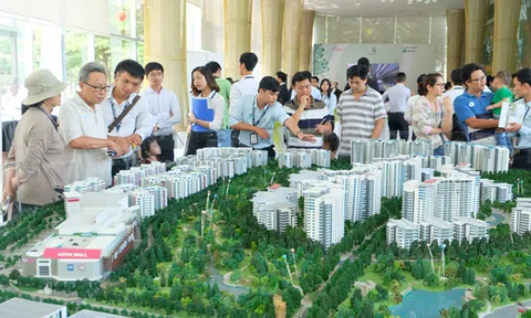 Nếu không có nguồn thu mới, các doanh nghiệp bất động sản sẽ duy trì hoạt động được bao lâu?