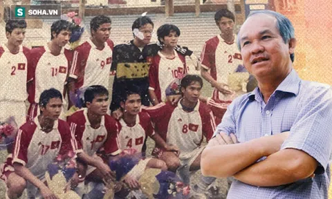 1 triệu của bầu Đức, chiếc khăn tang trước giờ bóng lăn và chuyện chưa kể về U23 Việt Nam