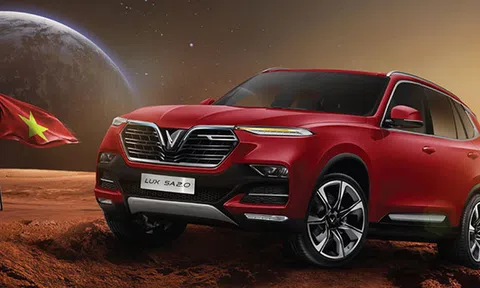 Xe VinFast và điện thoại Vsmart đã mang về bao nhiêu tiền cho Vingroup?