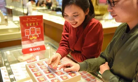 Giá vàng hôm nay 23/5: Bất an bán tháo, giá giảm mạnh