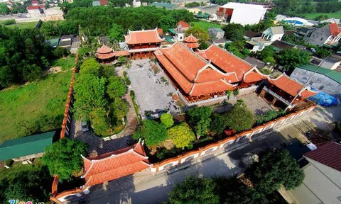 Choáng váng loạt biệt phủ gỗ trăm tỷ của đại gia xứ Nghệ