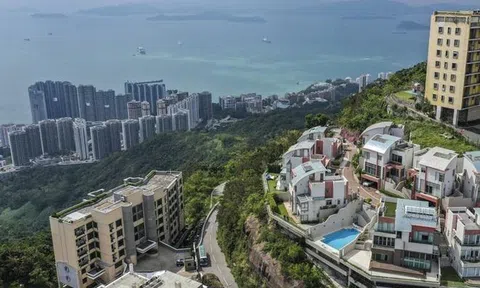 Nhà giàu Hong Kong gấp rút bán lỗ biệt thự vì dịch Covid-19