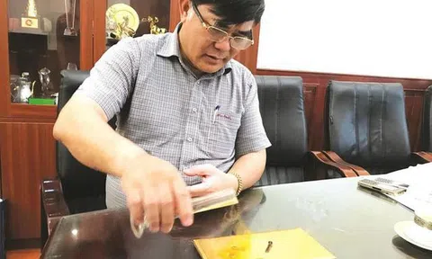 Thú chơi dát vàng lên mọi thứ của đại gia Việt