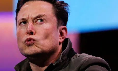 Elon Musk: “Những tỷ phú như chúng tôi luôn bị xã hội coi như kẻ lập dị”