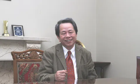 Chuyên gia Nguyễn Trần Bạt:  Việt Nam cần "bản lĩnh" trước sự kiện hàng loạt "ông lớn" rời Trung Quốc