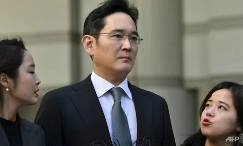 “Thái tử Samsung” cúi đầu xin lỗi, tuyên bố không cho con nối nghiệp