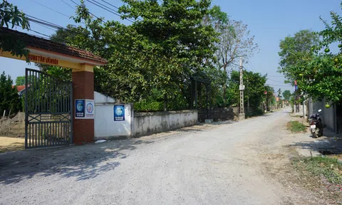 Hộ cận nghèo ở nhà to, hộ nghèo thì sáp nhập để đủ chuẩn 'nông thôn mới'