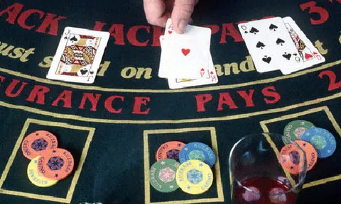 Kỳ 13: Năm Cam thành lập liên minh cờ bạc thu lợi siêu khủng