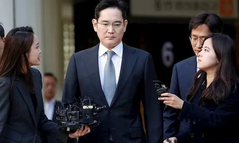 Cơ quan công tố Hàn Quốc xin lệnh bắt 'thái tử Samsung'