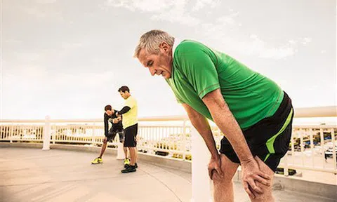 7 dấu hiệu sức khỏe của bạn đang "xuống dốc không phanh", chần chừ đợi đến khi phải gặp bác sĩ thì đã quá muộn