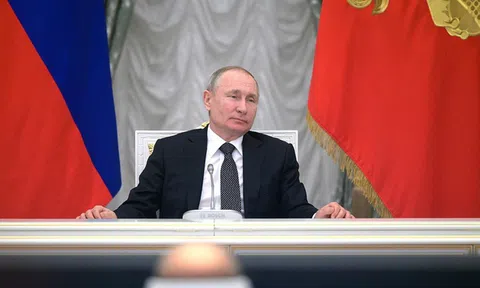 TT Putin: Dân Nga bỏ phiếu bằng trái tim giúp tôi duy trì quyền lực