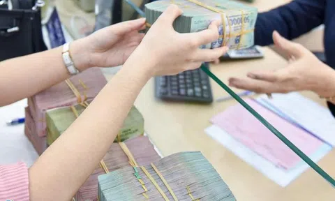 Thôi gửi tiền ngân hàng để đầu tư trái phiếu lãi cao có 'dễ ăn'?