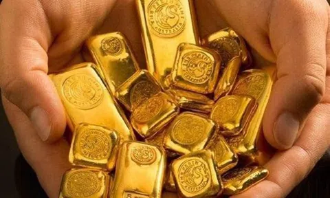 Vàng đắt chưa từng có, những ngày tới sẽ ra sao?