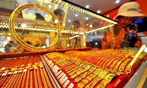 Giá vàng lên 51 triệu đồng/lượng: Nợ đột ngột tăng gấp đôi, người vay vàng khóc ròng
