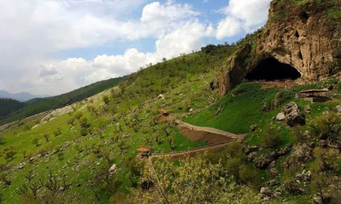 Khai phá mộ cổ hoa có niên đại 70.000 năm, rùng mình phát hiện hài cốt kỳ dị