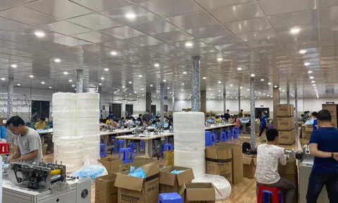 Buôn khẩu trang vỡ mộng làm giàu, sa thải nhân viên, “ôm” nợ tiền tỷ