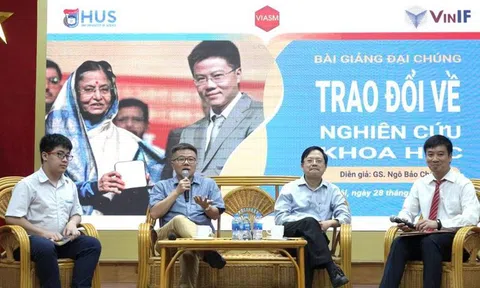GS Ngô Bảo Châu: 'Tôi từng sốc khi nhận được bảng lương của mình'